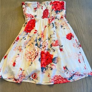 Kimchi Blue Strapless Floral Dress (size small)